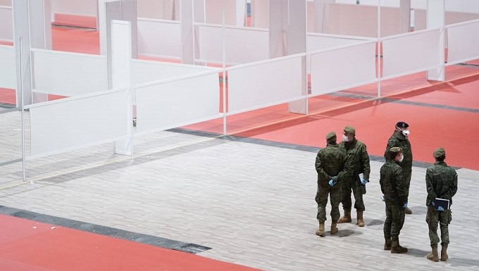 1b671cp6uu2uax49s8b25zer4